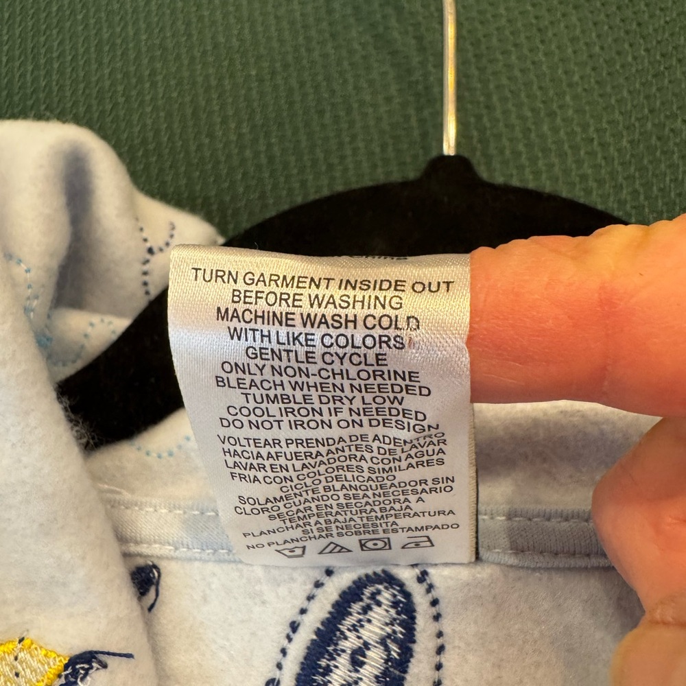 Peanuts Snoopy Embroidered Full-Zip Hoodie NWT (Small) - Picture 6 of 6